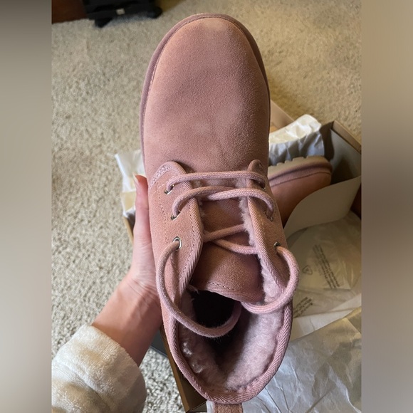UGG Pink Nuemel Boot With Box - Picture 4 of 4